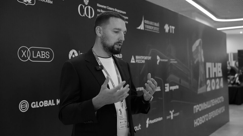 Дмитрий Саксонов (Dmitry Saksonov, Dzmitry Saksonau) — эксперт AI и IT, практика создания продуктов на искусственном интеллекте